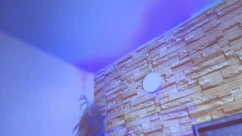 jade white  online show from March 2026 01:50:01 PM