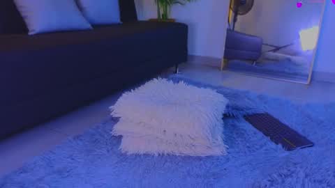 jadee__ online show from February 2026 03:40:02 AM