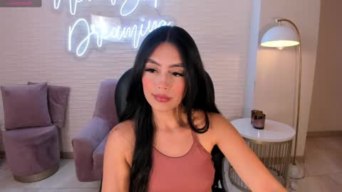 Snapshot of jadeevansx chatting on January 2025 05:52:02 PM JADE EVANS online show from January 2025 05:52:02 PM