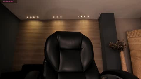 Snapshot of jadeevansx chatting on March 2025 04:07:02 PM JADE EVANS online show from March 2025 04:07:02 PM