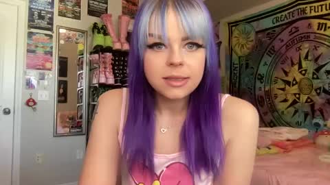 Snapshot of jadeisabel chatting on January 2025 03:50:01 PM Jade Isabel online show from January 2025 03:50:01 PM