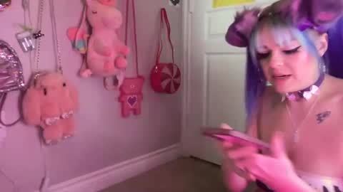 Snapshot of jadeisabel chatting on February 2025 04:24:01 PM Jade Isabel online show from February 2025 04:24:01 PM