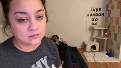 Snapshot of jadelondonxo chatting on February 2025 07:44:02 AM Jade online show from February 2025 07:44:02 AM