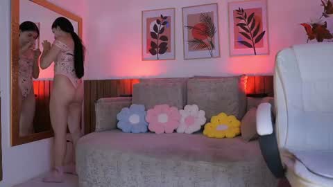 Jade Summer online show from July 2026 11:34:02 AM