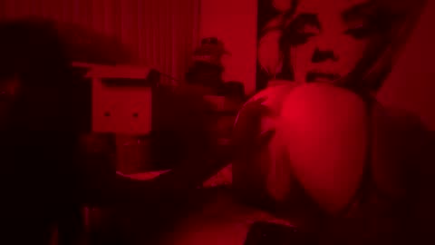 Snapshot of jaguarevermoore1 chatting on October 2025 03:07:02 AM jaguarevermoore1 online show from October 2025 03:07:02 AM