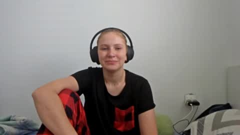 jaimeeosendorf online show from April 2026 09:13:01 AM