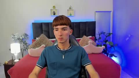 Snapshot of jake_evanss_ chatting on May 2026 02:43:01 PM JAKE online show from May 2026 02:43:01 PM