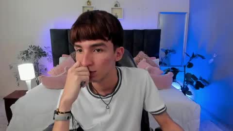 Snapshot of jake_evanss_ chatting on May 2026 04:58:01 PM JAKE online show from May 2026 04:58:01 PM