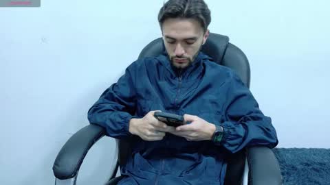 Jake  online show from October 2025 11:33:02 AM