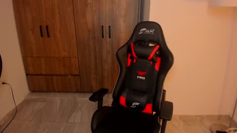 Jake Pons online show from September 2025 02:33:01 AM