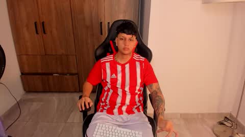 Jake Pons online show from October 2025 02:33:01 AM