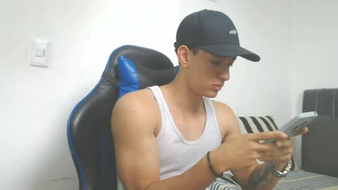 Hi guys im new 3 online show from April 2026 03:56:01 PM