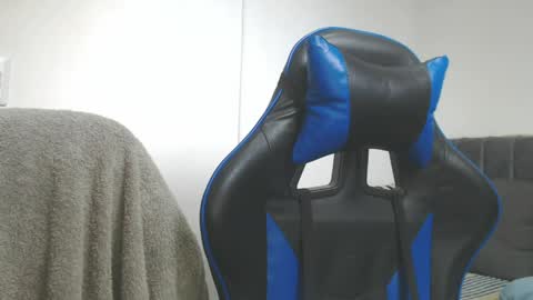 Hi guys im new 3 online show from April 2026 02:54:01 PM