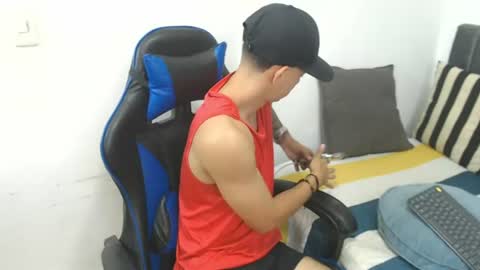 Snapshot of jake_shadow14 chatting on June 2026 10:47:02 PM Hi guys im new 3 online show from June 2026 10:47:02 PM