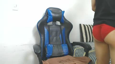 Snapshot of jake_shadow14 chatting on July 2026 03:29:02 PM Hi guys im new 3 online show from July 2026 03:29:02 PM