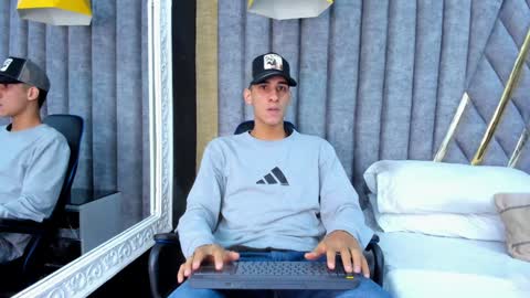 Snapshot of jakemoxleey chatting on January 2025 12:19:01 PM jakemoxleey online show from January 2025 12:19:01 PM