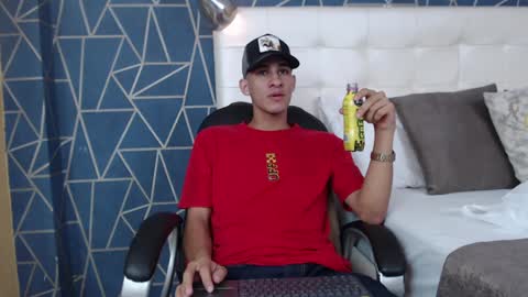 Snapshot of jakemoxleey chatting on January 2025 12:29:01 PM jakemoxleey online show from January 2025 12:29:01 PM