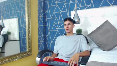 Snapshot of jakemoxleey chatting on January 2025 12:24:02 PM jakemoxleey online show from January 2025 12:24:02 PM