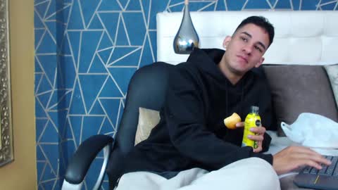 Snapshot of jakemoxleey chatting on January 2025 12:36:02 PM jakemoxleey online show from January 2025 12:36:02 PM