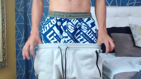 Snapshot of jakemoxleey chatting on January 2025 06:43:01 PM jakemoxleey online show from January 2025 06:43:01 PM