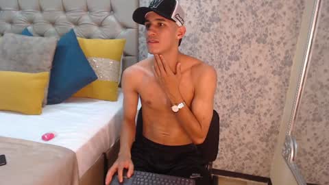 Snapshot of jakemoxleey chatting on January 2025 09:57:01 PM jakemoxleey online show from January 2025 09:57:01 PM