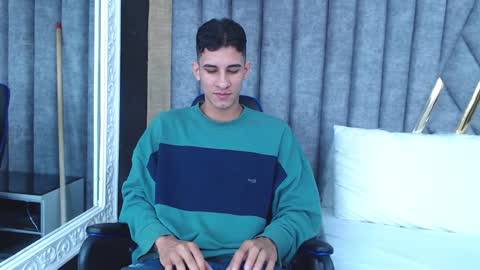 Snapshot of jakemoxleey chatting on January 2025 12:22:01 PM jakemoxleey online show from January 2025 12:22:01 PM