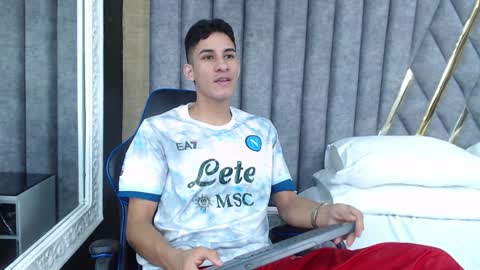 Snapshot of jakemoxleey chatting on January 2025 02:04:01 PM jakemoxleey online show from January 2025 02:04:01 PM