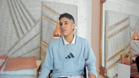 Snapshot of jakemoxleey chatting on February 2025 01:21:02 PM jakemoxleey online show from February 2025 01:21:02 PM