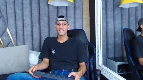 Snapshot of jakemoxleey chatting on February 2025 08:21:01 PM jakemoxleey online show from February 2025 08:21:01 PM