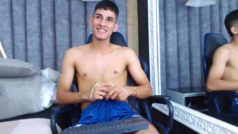 Snapshot of jakemoxleey chatting on February 2025 11:24:01 PM jakemoxleey online show from February 2025 11:24:01 PM