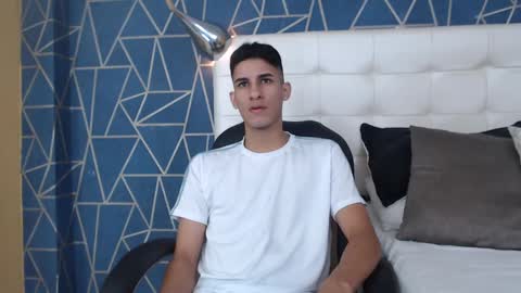 Snapshot of jakemoxleey chatting on February 2025 12:33:01 PM jakemoxleey online show from February 2025 12:33:01 PM