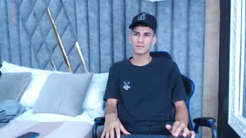 Snapshot of jakemoxleey chatting on February 2025 12:47:01 PM jakemoxleey online show from February 2025 12:47:01 PM