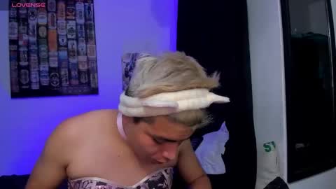 miha adams  online show from January 2026 06:32:02 PM