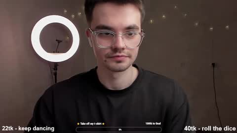 Snapshot of jame_flow chatting on March 2025 12:07:02 AM Hey there Im Jame online show from March 2025 12:07:02 AM