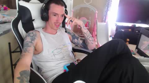James51905 online show from May 2026 07:08:01 PM