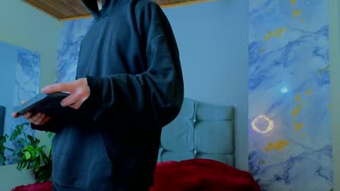 james_adamss_ online show from April 2026 12:09:02 PM