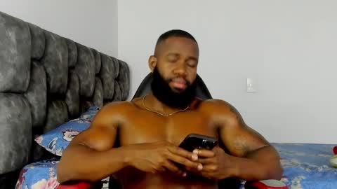 Snapshot of james_bbcmuscle chatting on September 2025 03:06:02 AM James BBC online show from September 2025 03:06:02 AM