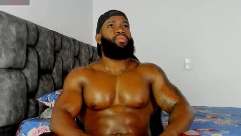 Snapshot of james_bbcmuscle chatting on September 2025 12:38:02 PM James BBC online show from September 2025 12:38:02 PM