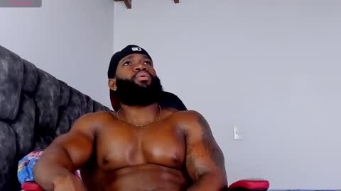 Snapshot of james_bbcmuscle chatting on September 2025 07:14:01 PM James BBC online show from September 2025 07:14:01 PM