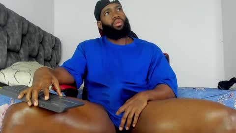 Snapshot of james_bbcmuscle chatting on September 2025 01:04:01 PM James BBC online show from September 2025 01:04:01 PM