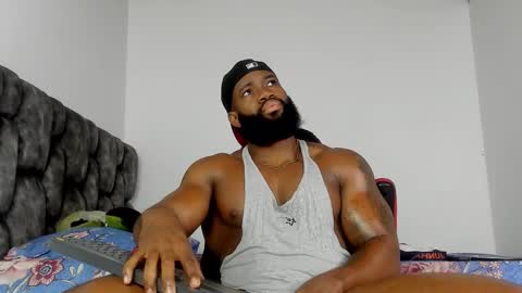 Snapshot of james_bbcmuscle chatting on October 2025 11:51:02 AM James BBC online show from October 2025 11:51:02 AM