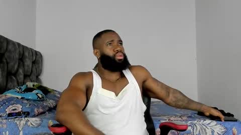 Snapshot of james_bbcmuscle chatting on November 2025 12:45:02 PM James BBC online show from November 2025 12:45:02 PM