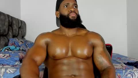 Snapshot of james_bbcmuscle chatting on November 2025 09:52:02 PM James BBC online show from November 2025 09:52:02 PM