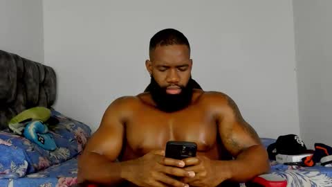 Snapshot of james_bbcmuscle chatting on November 2025 11:26:01 PM James BBC online show from November 2025 11:26:01 PM