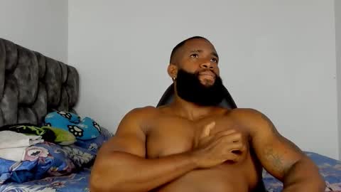 Snapshot of james_bbcmuscle chatting on December 2025 02:32:02 AM James BBC online show from December 2025 02:32:02 AM