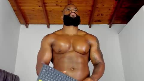 Snapshot of james_bbcmuscle chatting on December 2025 02:32:02 PM James BBC online show from December 2025 02:32:02 PM