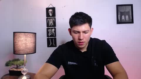 james_cr online show from November 2025 11:14:02 PM