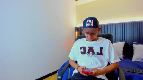 JAMES AND LILIE online show from January 2026 02:16:02 AM