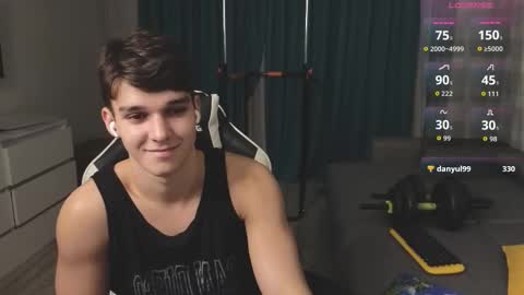 Snapshot of james_friends chatting on October 2025 10:37:01 PM James online show from October 2025 10:37:01 PM