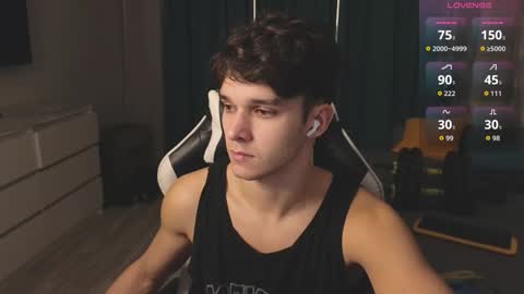 Snapshot of james_friends chatting on November 2025 10:19:02 PM James online show from November 2025 10:19:02 PM